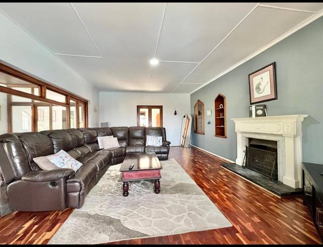 5 BEDROOM HOUSE FOR SALE IN ATHLONE